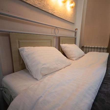 Kyiv Rouge Apartment מראה חיצוני תמונה