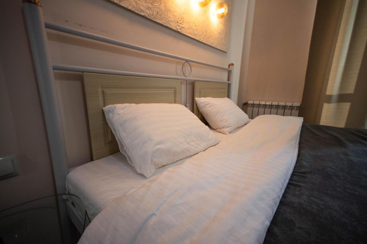 Kyiv Rouge Apartment מראה חיצוני תמונה
